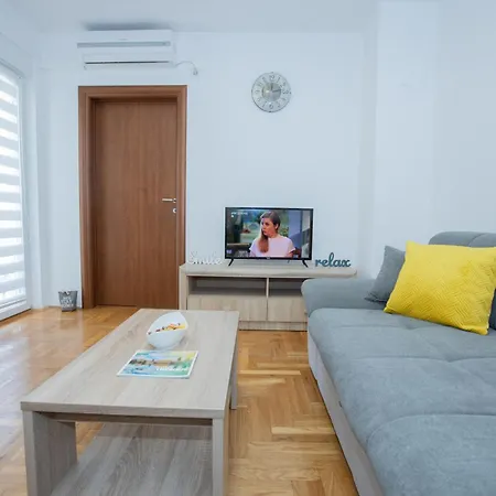 Apartment Ne Radi *