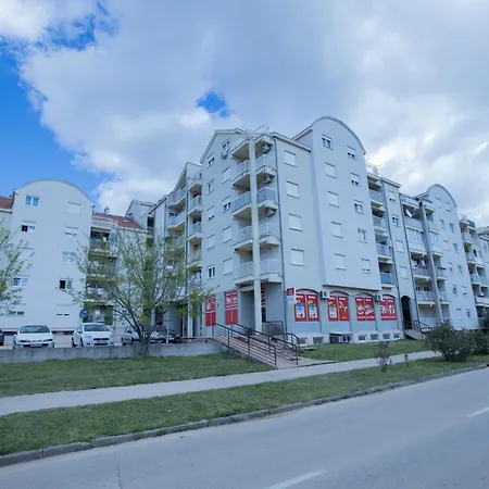 Apartment Ne Radi *